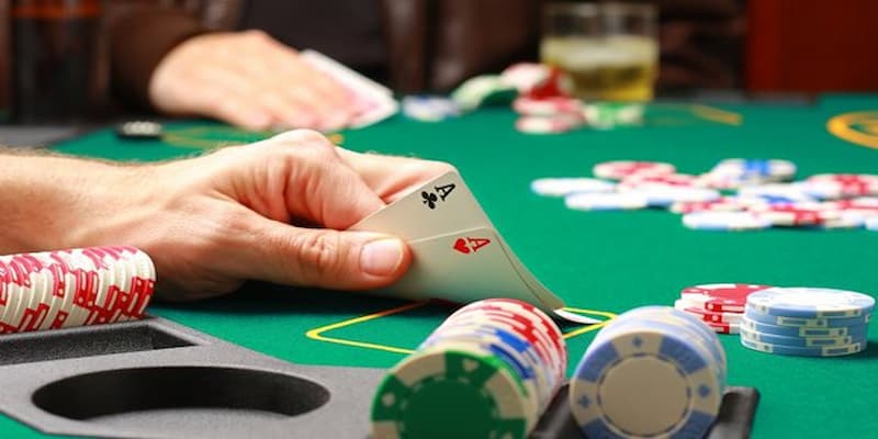 Nằm lòng luật và chinh phục tất cả vòng chơi của trò poker